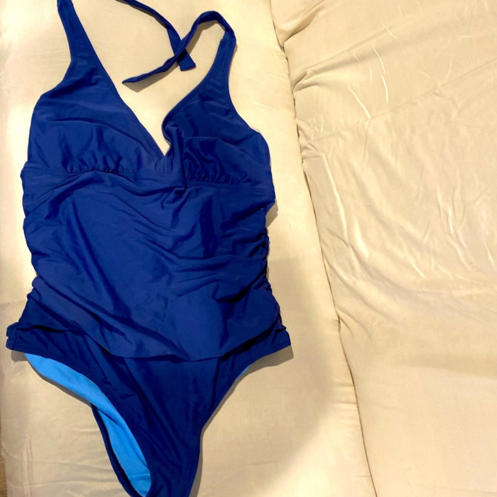 Plus size bathing suit